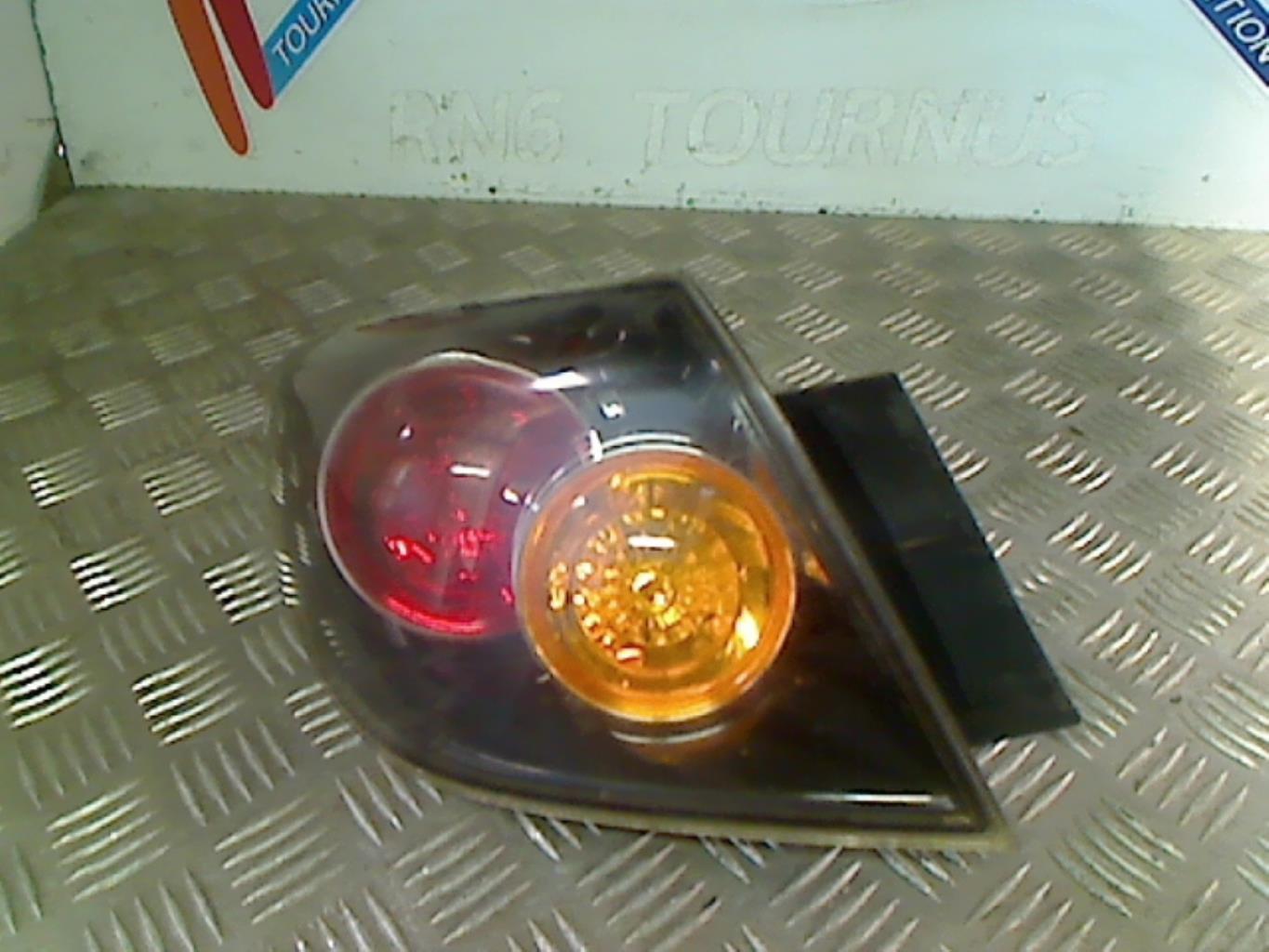Fanale posteriore principale sinistro (luci) MAZDA 3 1 PHASE 2 Diésel - 1