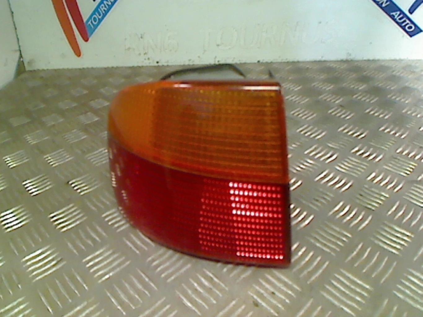 Fanale posteriore principale sinistro (luci) FIAT PUNTO 1 PHASE 1 CABRIOLET Gasolina - 1
