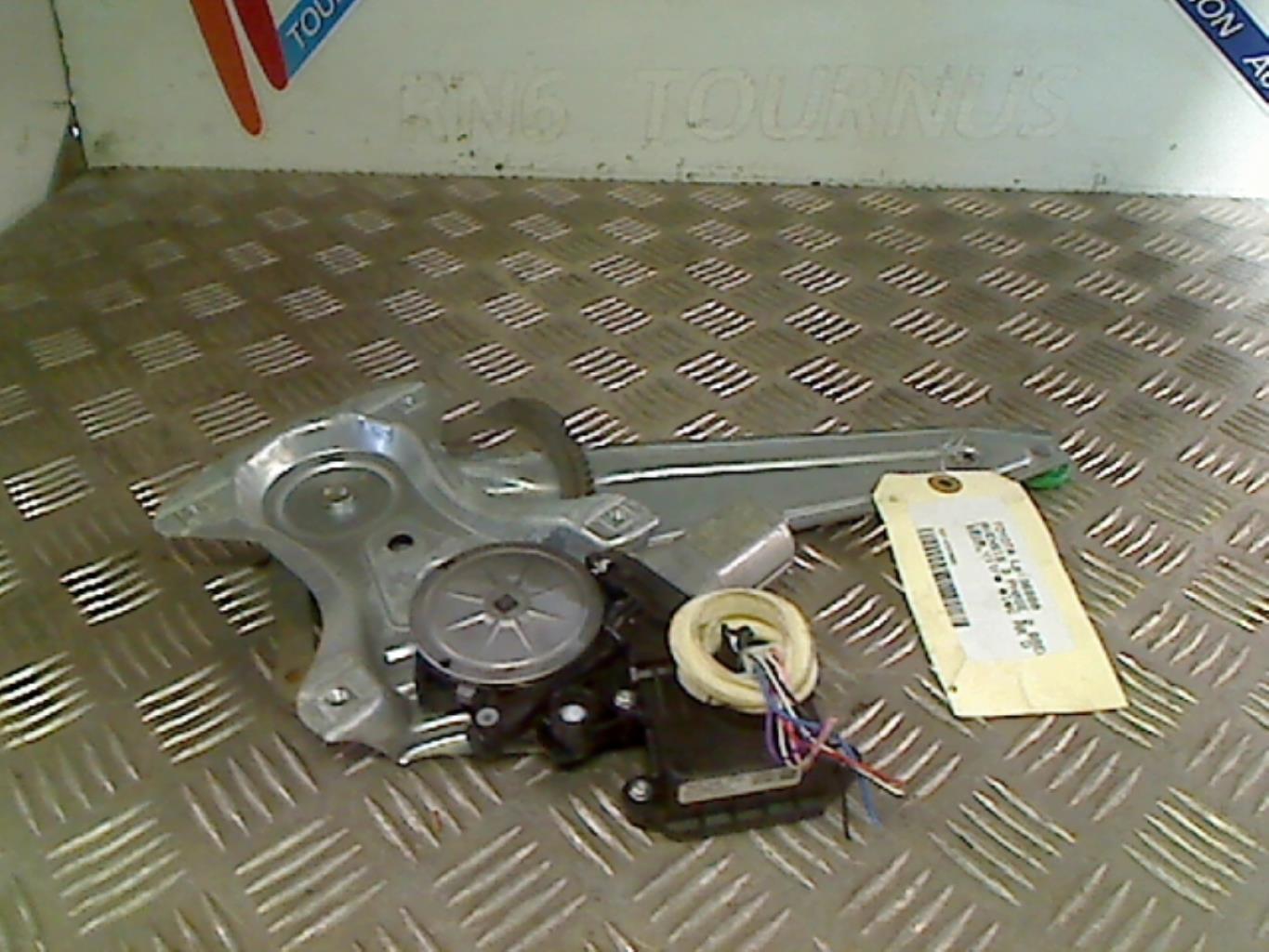Alzacristalli elettrico posteriore destro TOYOTA AVENSIS 3 PHASE 2 BREAK Diésel - 1