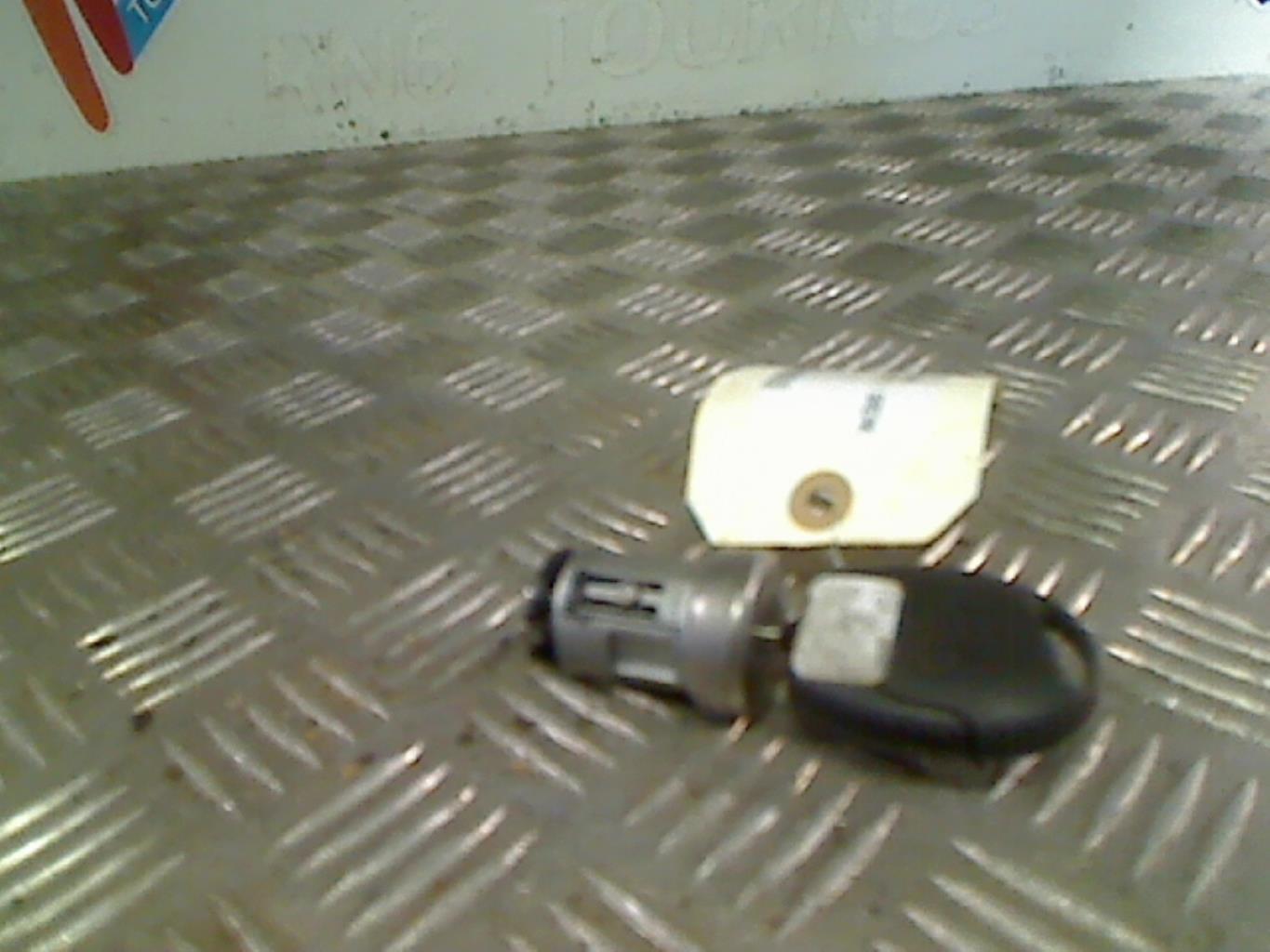Neiman FORD FOCUS 1 BREAK  - 1