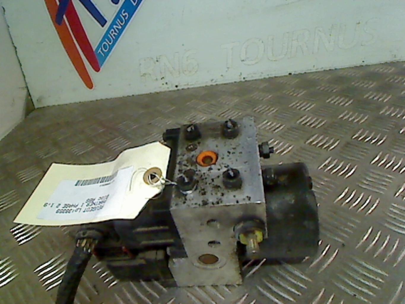 Blocco ABS (antibloccaggio freni) PEUGEOT PARTNER 1 PHASE 2 Diésel - 1