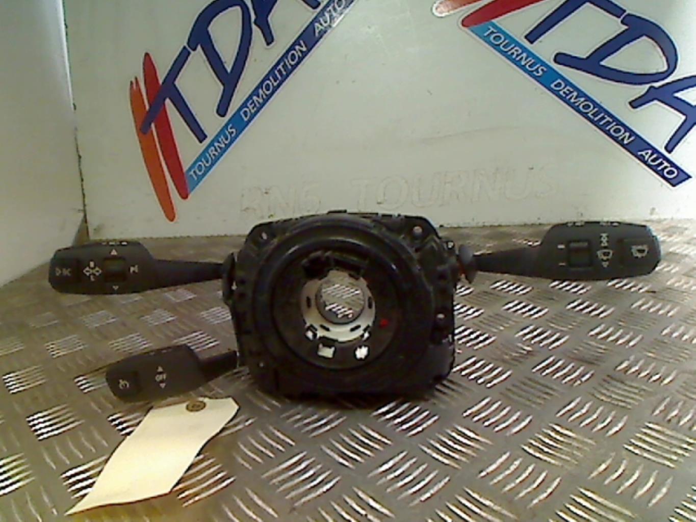Devio guida completo con contatto spiralato BMW SERIE 1 E87 PHASE 2 Diésel - 1