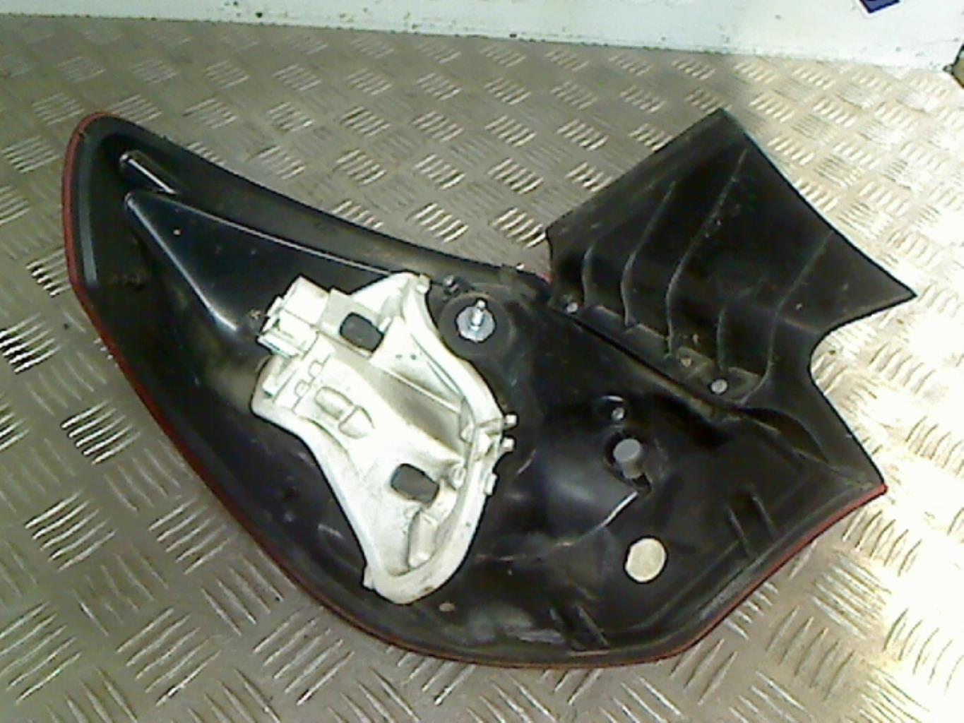 Fanale posteriore principale destro (luci) OPEL ASTRA J PHASE 1 Diésel - 1
