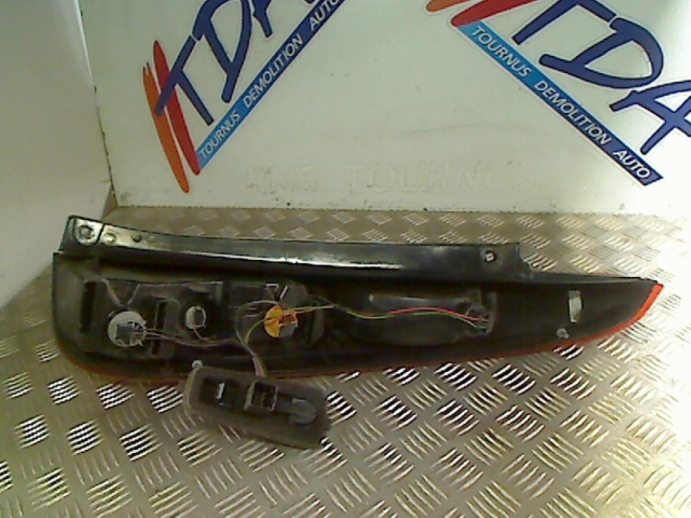 Fanale posteriore principale sinistro (luci) FORD FIESTA 5 PHASE 2 Diésel - 1