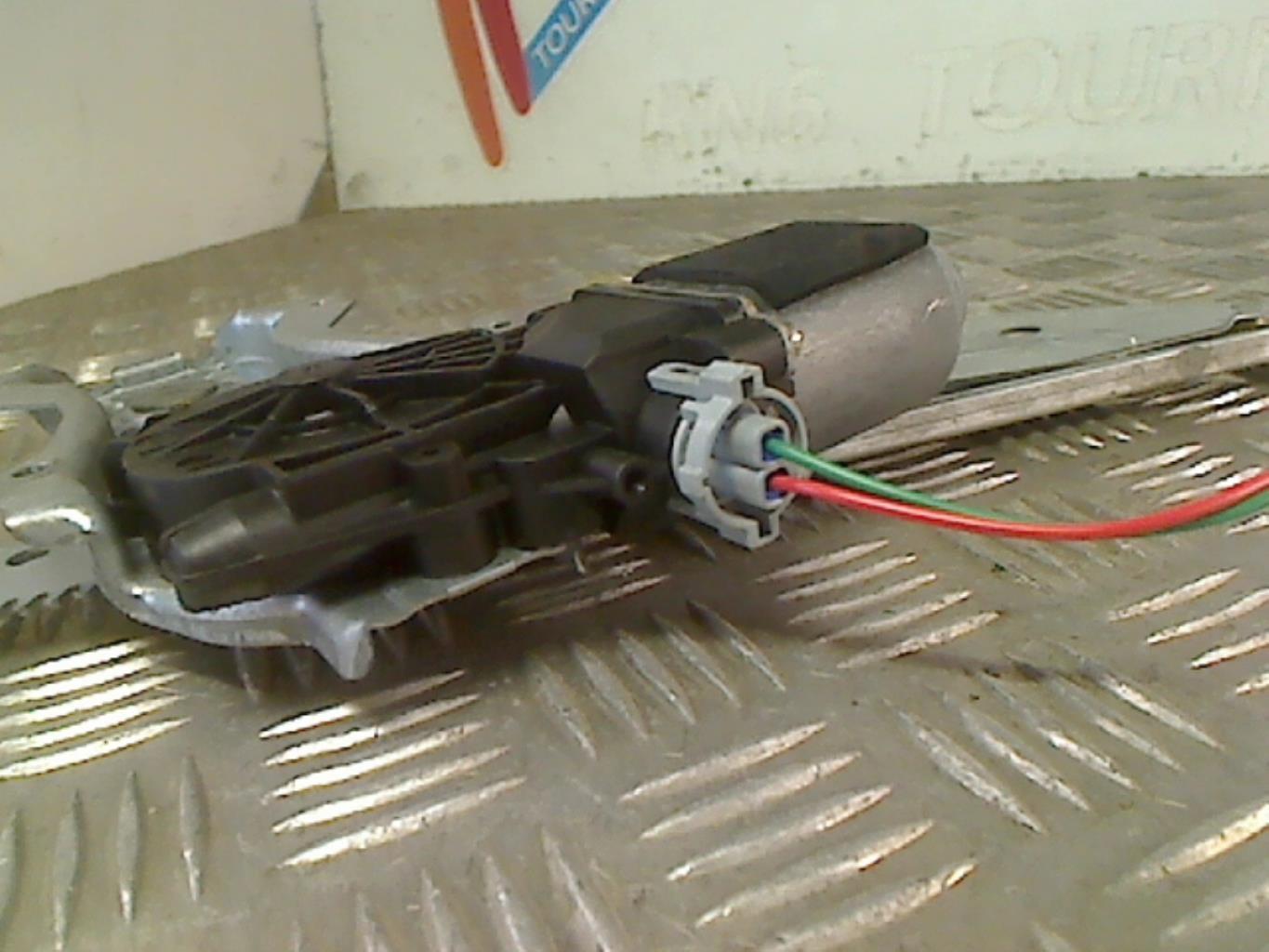 Alzacristalli elettrico posteriore destro NISSAN NOTE 1 PHASE 1 Diésel - 1