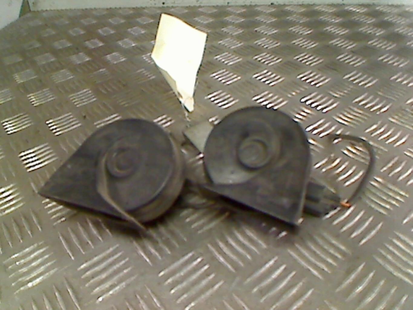 Tromba/Clacson FORD MONDEO 2 Diésel - 1
