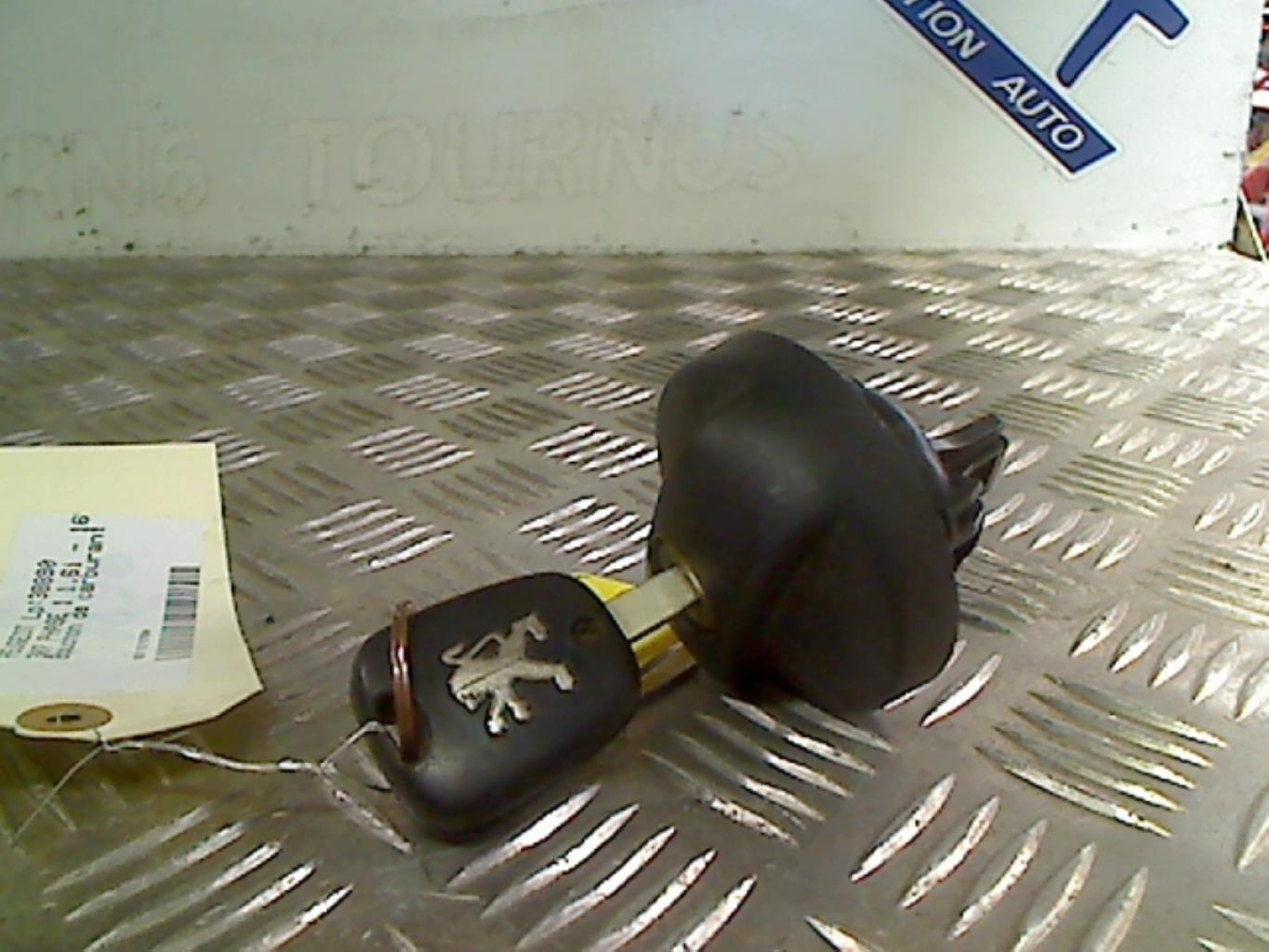 Tappo carburante PEUGEOT 307 PHASE 1 Gasolina - 1