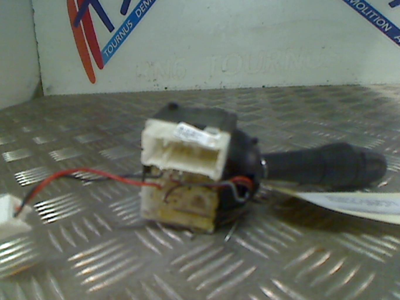 Commodo phare RENAULT CLIO 4 PHASE 1 Diesel - 1