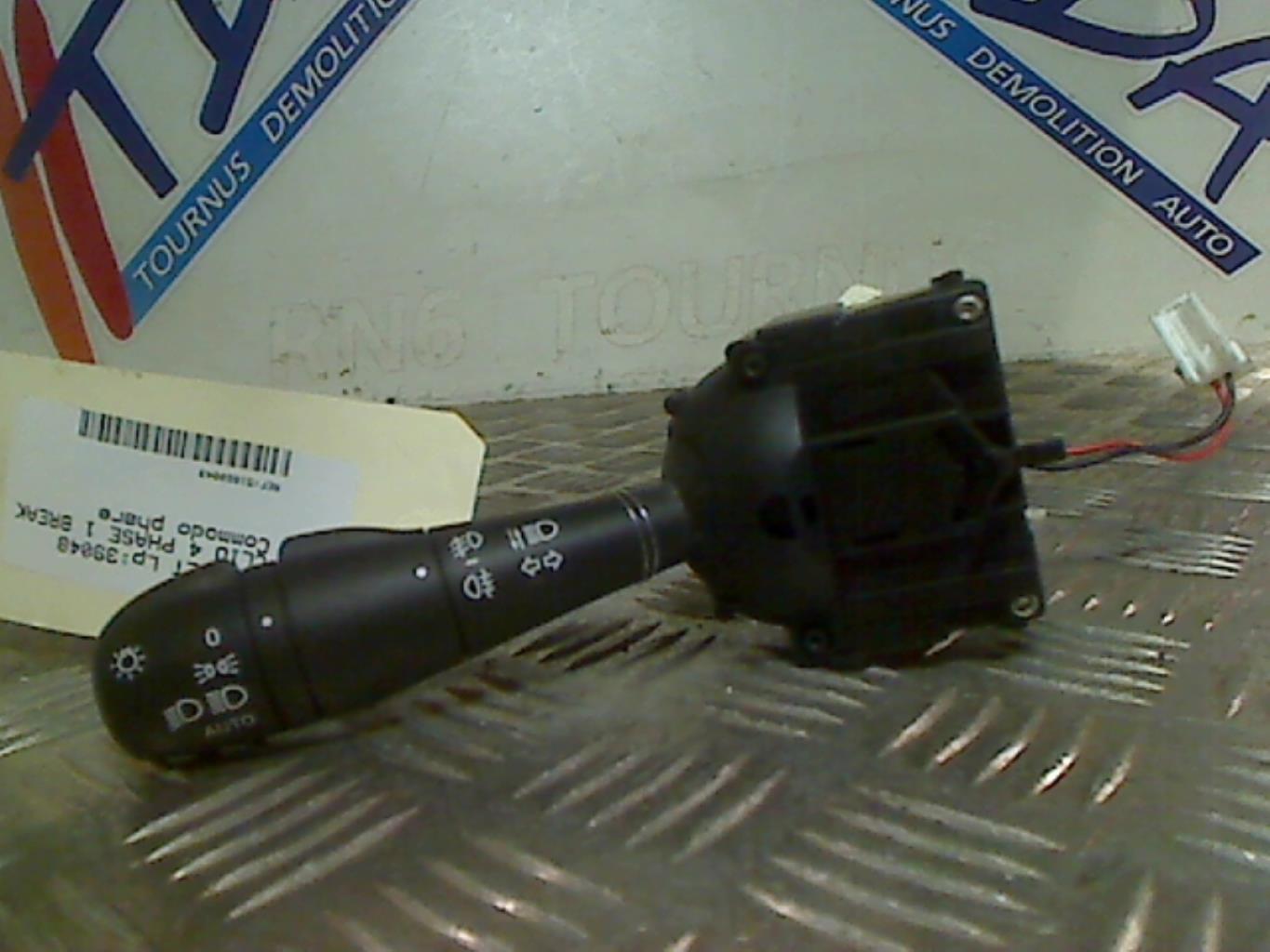 Commodo phare RENAULT CLIO 4 PHASE 1 BREAK Diesel - 1