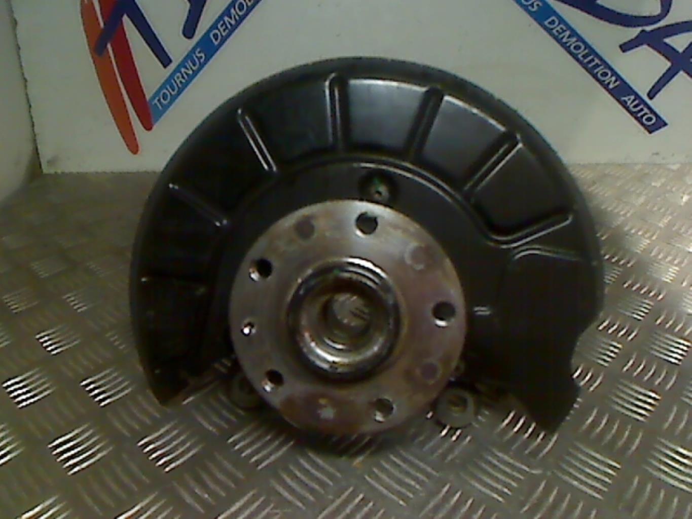 Fuso a snodo anteriore sinistro VOLKSWAGEN SCIROCCO 3 PHASE 1 COUPE Gasolina - 1