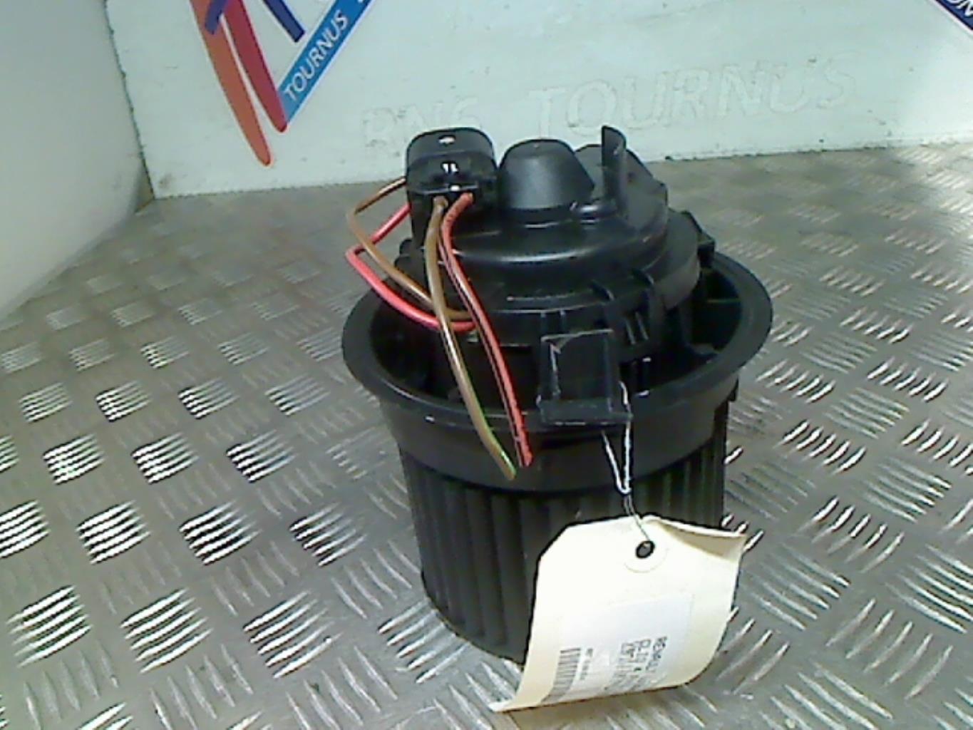 Ventola riscaldamento RENAULT CLIO 4 PHASE 1 BREAK Diésel - 1