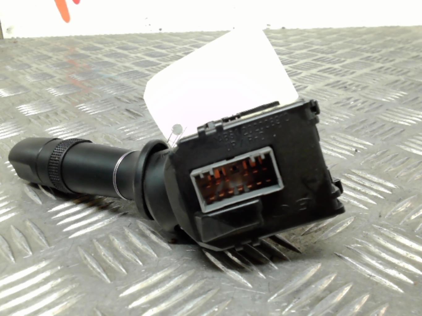 Devio tergicristalli KIA RIO 3 PHASE 1 Gasolina - 1