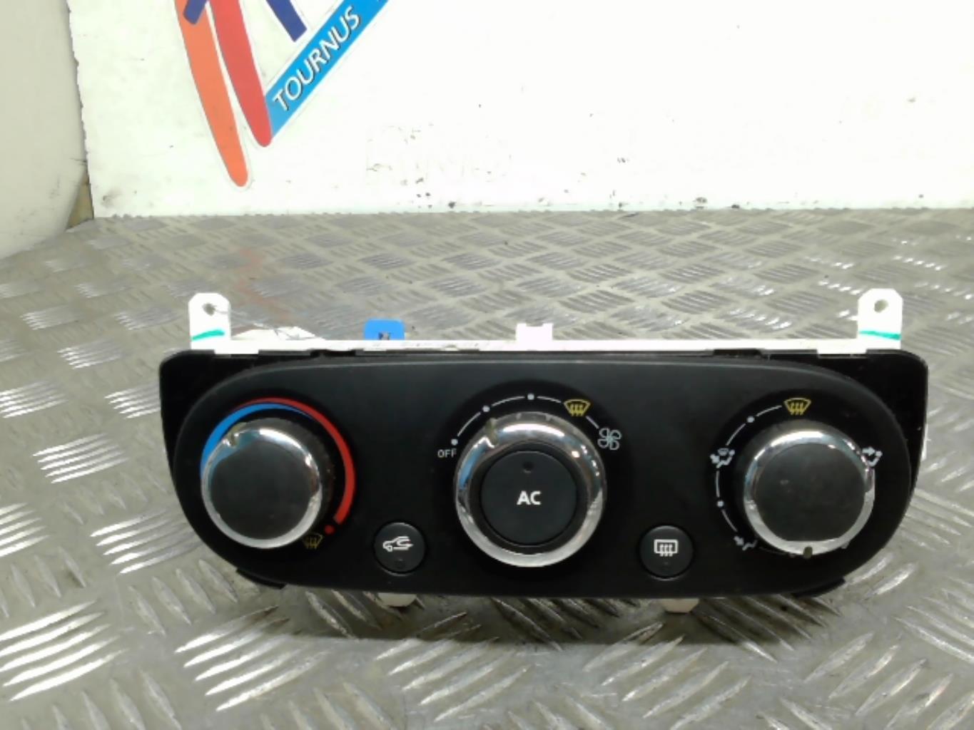 Comandi riscaldamento RENAULT CLIO 4 PHASE 1 Diésel - 1