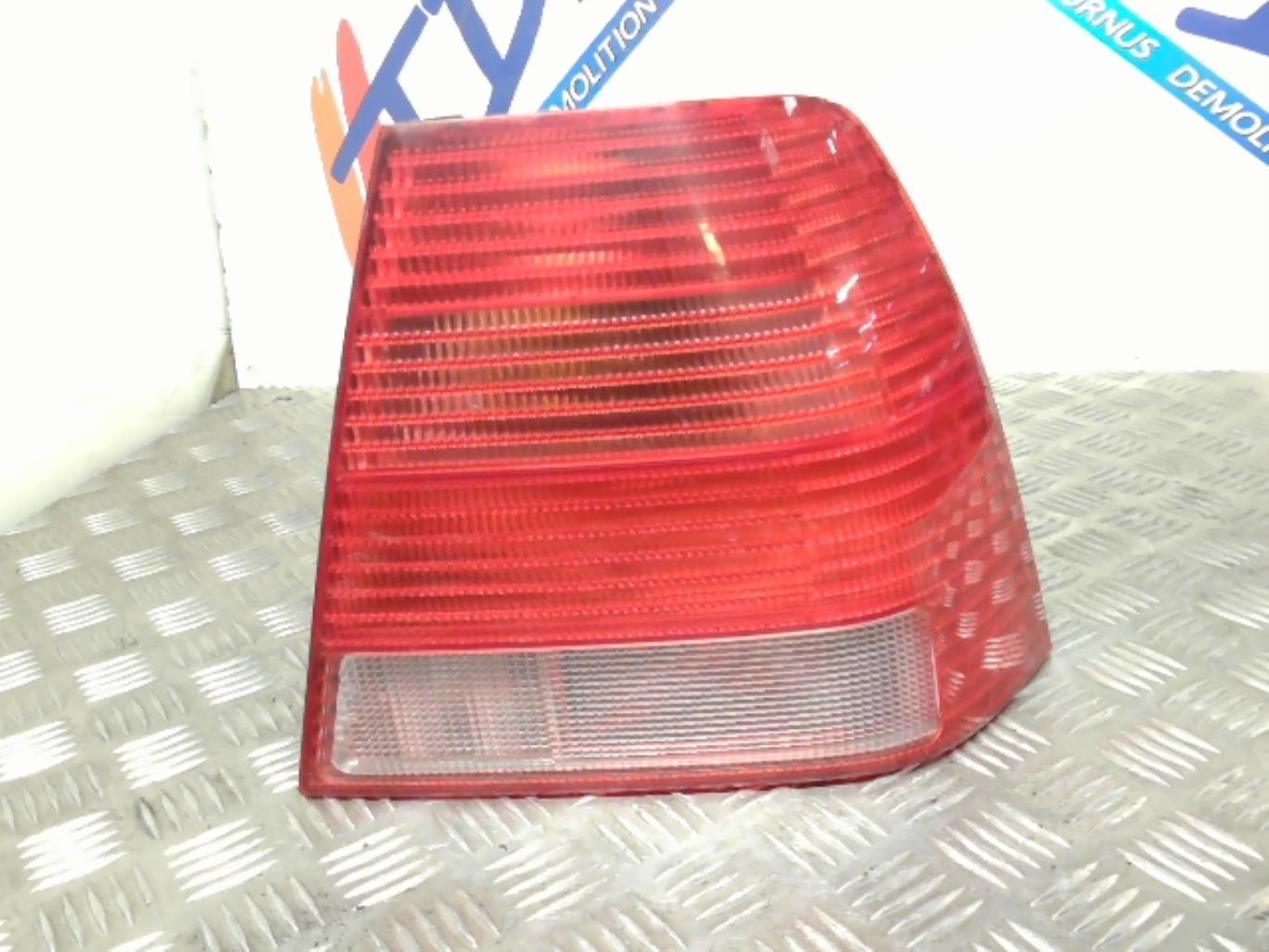 Fanale posteriore principale destro (luci) VOLKSWAGEN BORA Diésel - 1
