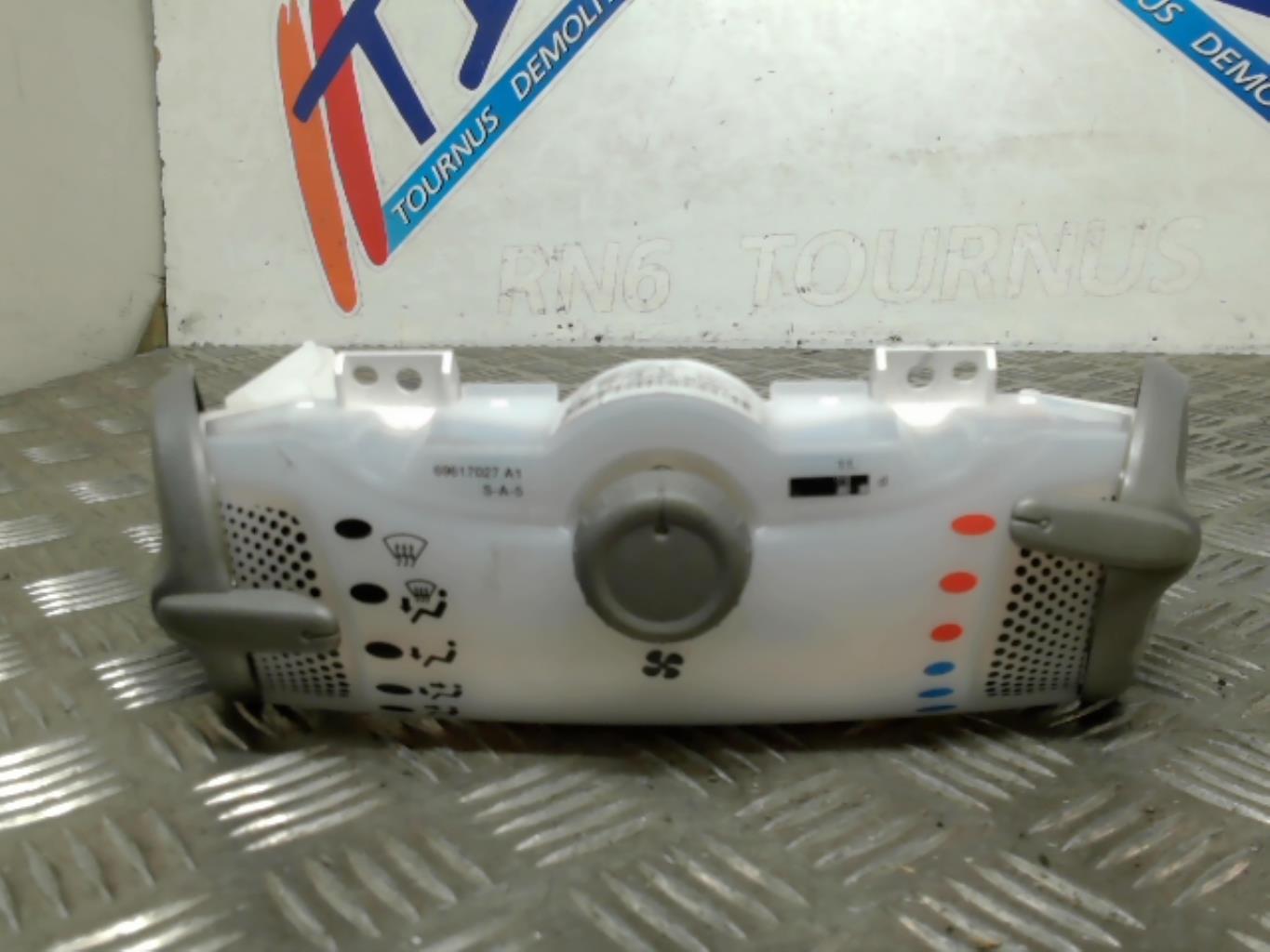 Commande chauffage CITROEN C1 1 PHASE 2  - 1