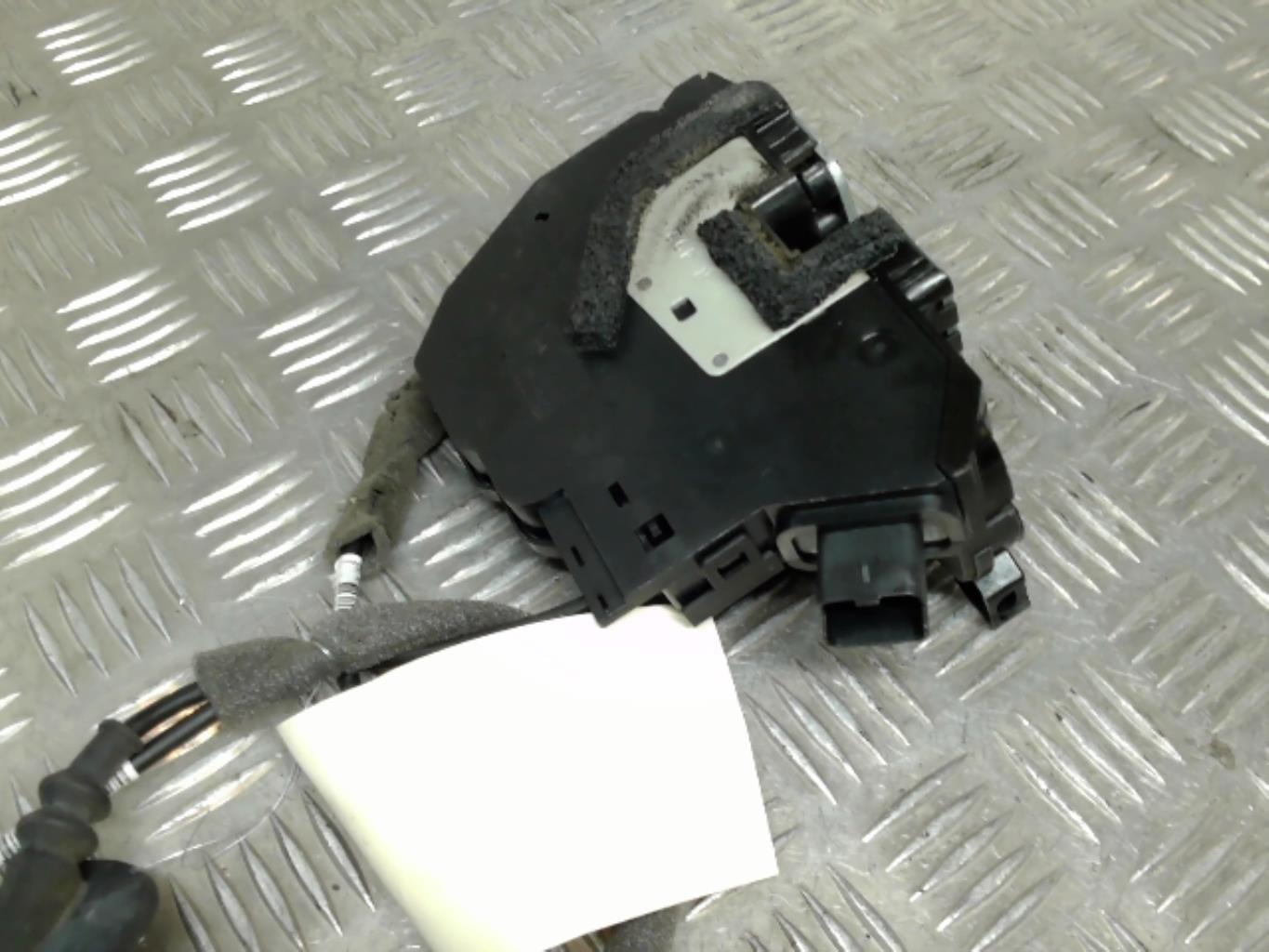 Serrure avant droit RENAULT CLIO 4 PHASE 1 Diesel - 1