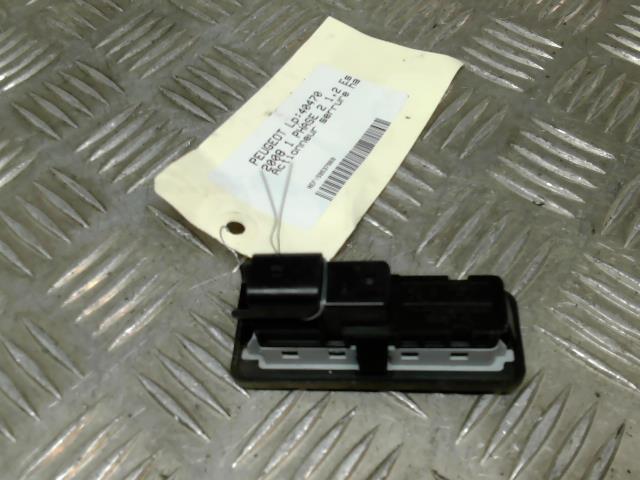 Attuatore serratura portellone posteriore PEUGEOT 2008 1 PHASE 2 Gasolina - 1