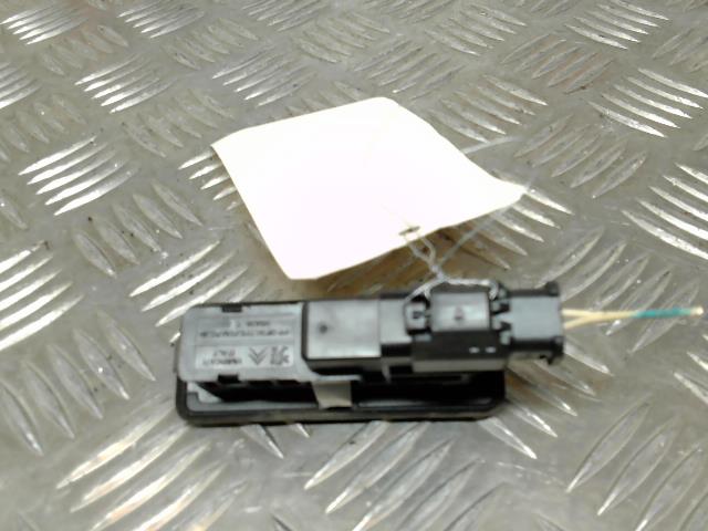 Attuatore serratura portellone posteriore CITROEN C4 2 PHASE 1 Gasolina - 1