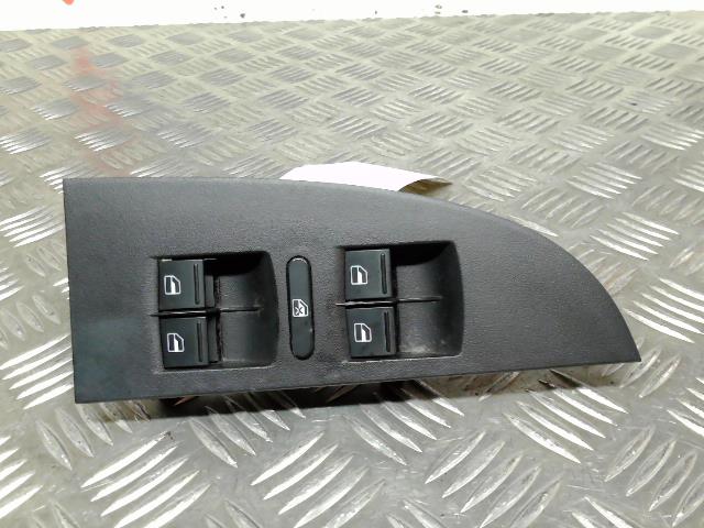 Interruttore lavacristalli anteriore sinistro SEAT LEON 2 PHASE 1 Diésel - 1