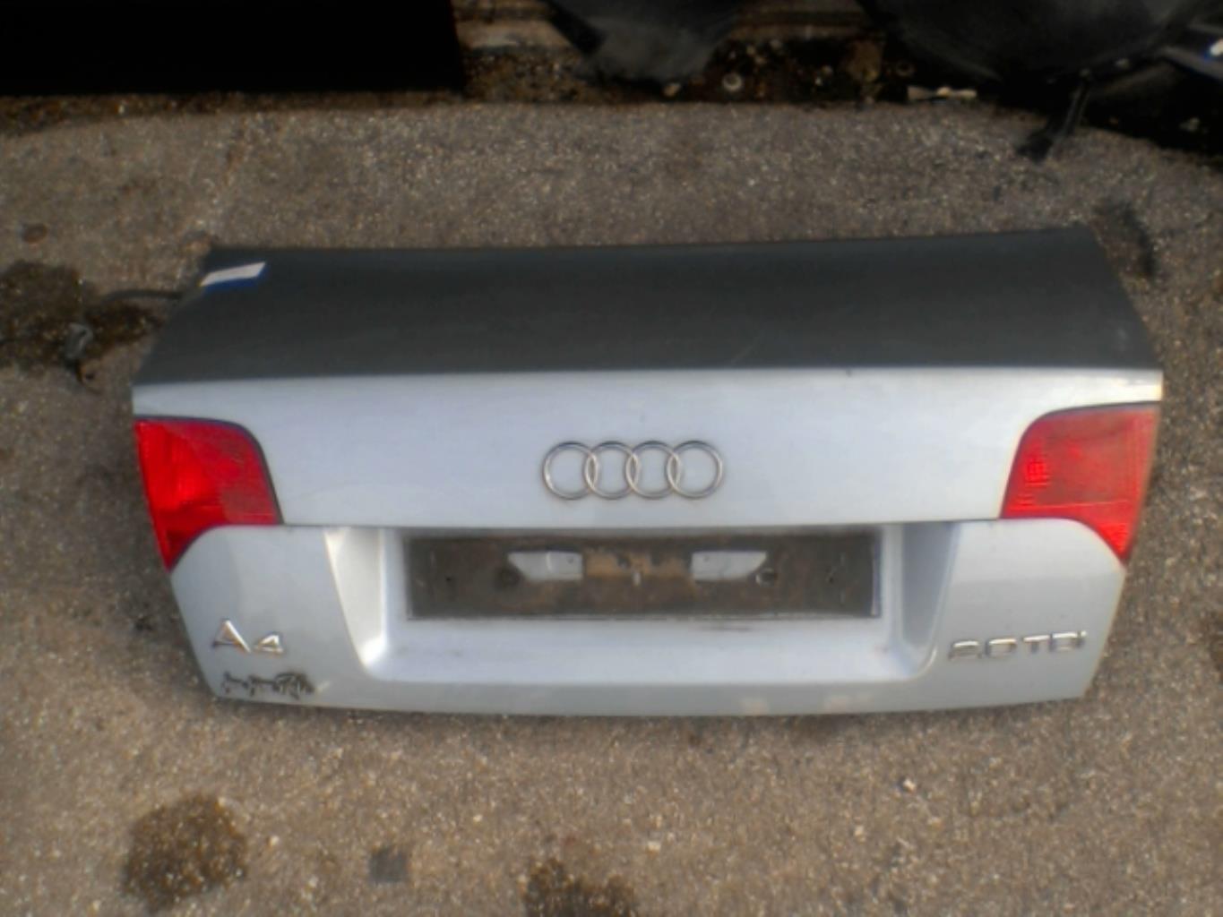 Malle/Hayon arriere AUDI A4 2 PHASE 2  - 1
