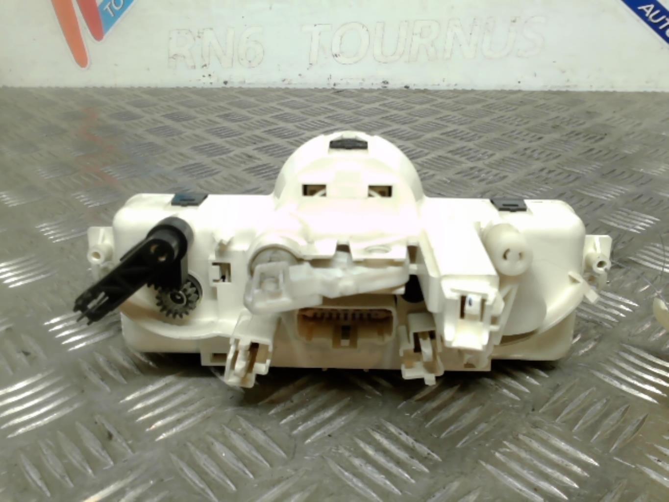 Commande chauffage RENAULT MODUS PHASE 1  - 1