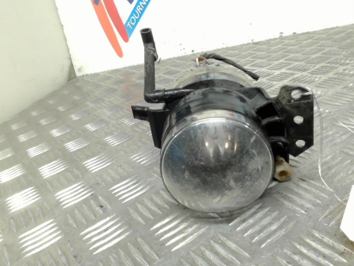 Fendinebbia sinistro (luce) BMW SERIE 5 E60 PHASE 2 Diésel - 1