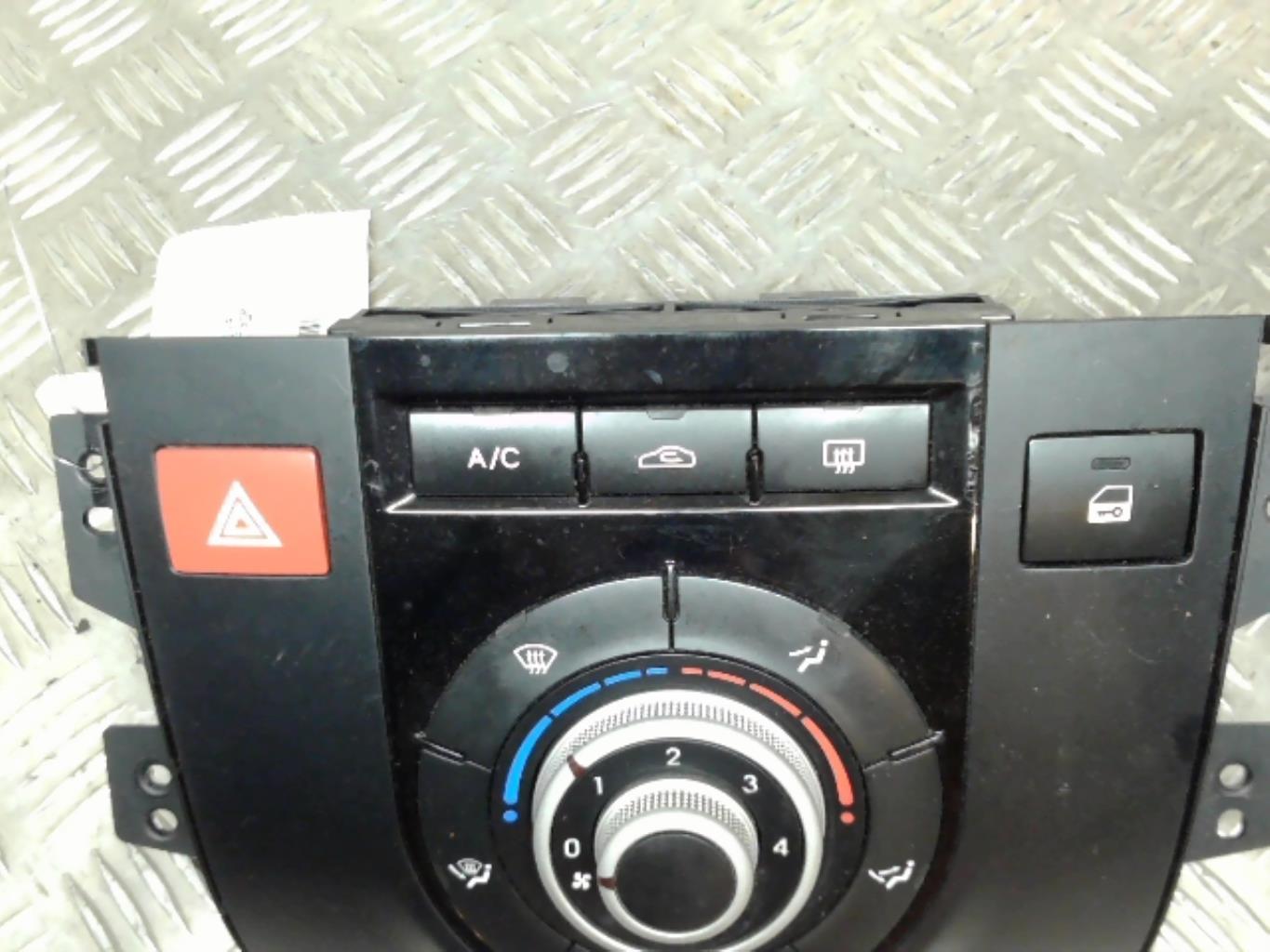 Commande chauffage KIA VENGA PHASE 1  - 1
