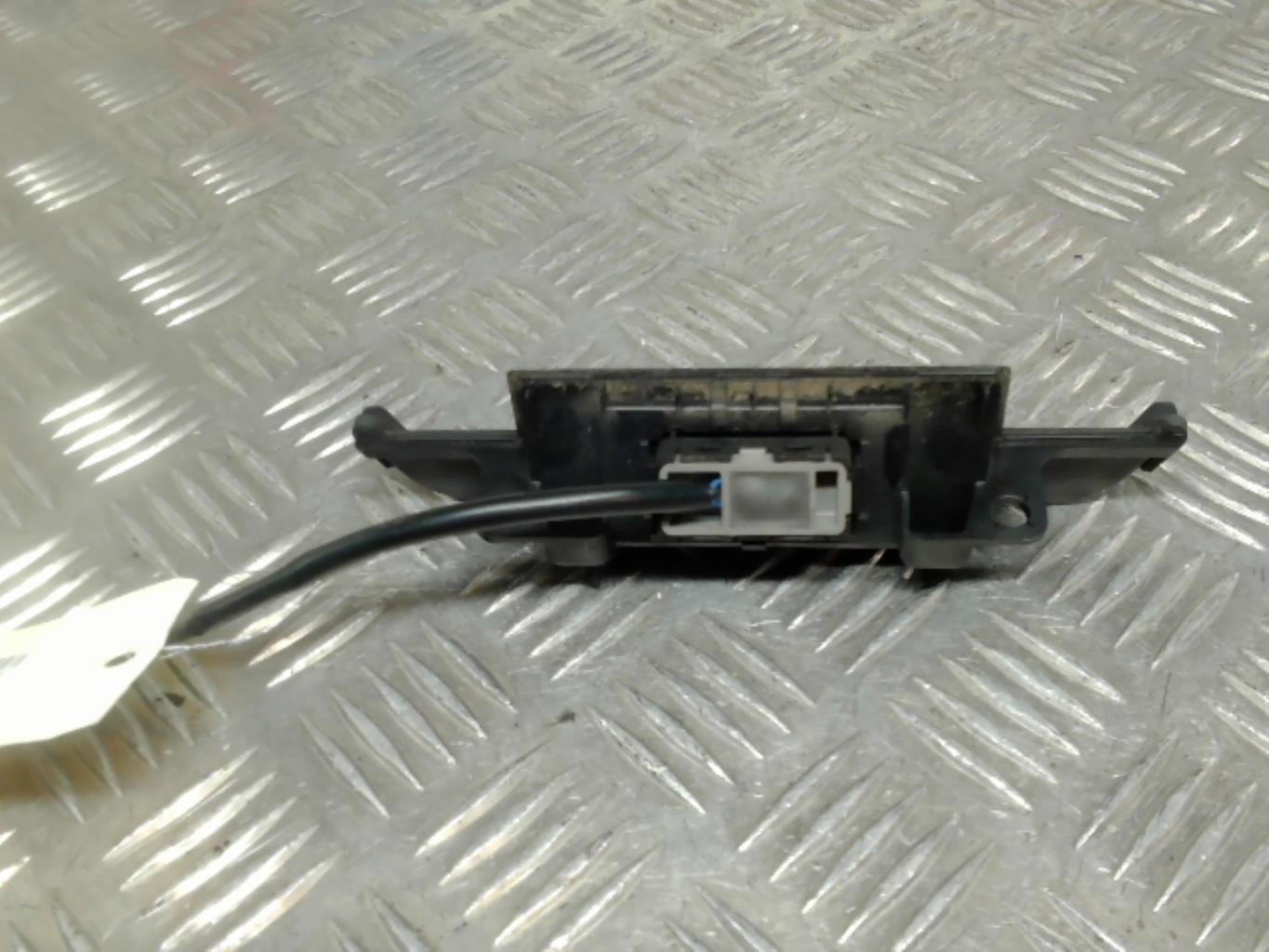 Attuatore serratura portellone posteriore CHEVROLET CRUZE PHASE 2 Gasolina - 1