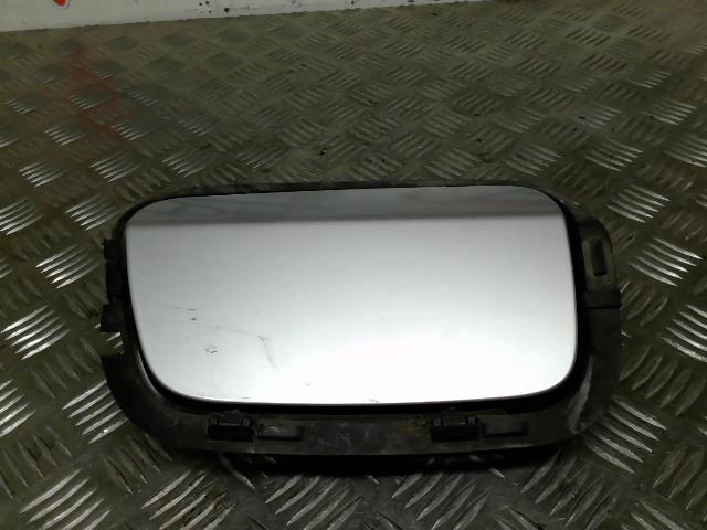 Trappe d'essence RENAULT LAGUNA 2 PHASE 2  - 1