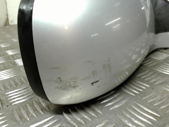 Retrovisor derecho SUZUKI SWIFT 3 Gasolina - 1