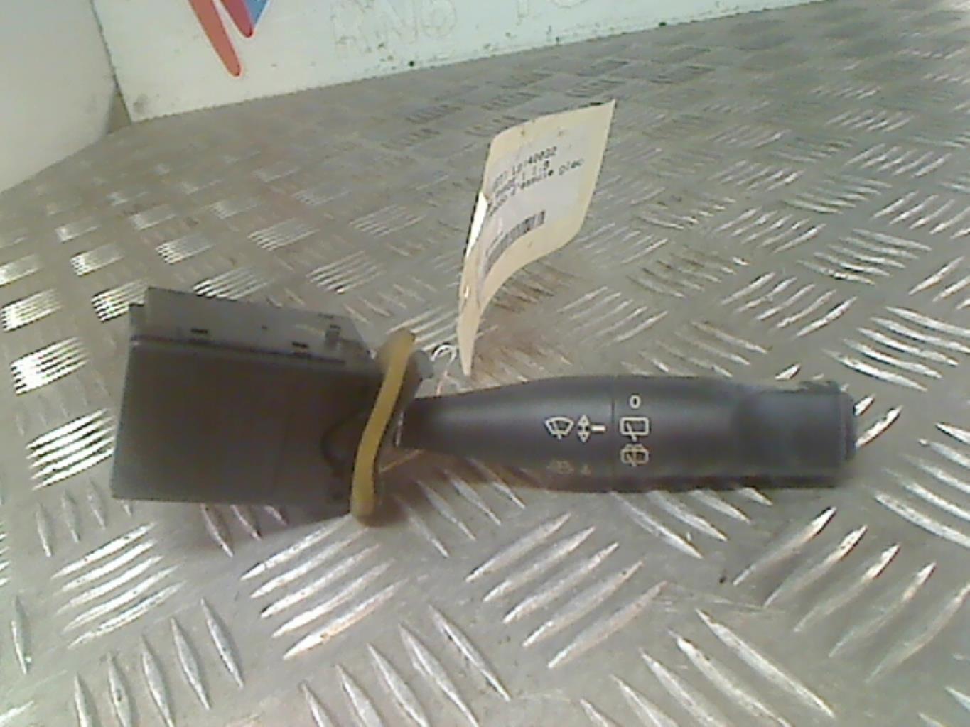 Devio tergicristalli PEUGEOT 206 PHASE 1  - 1