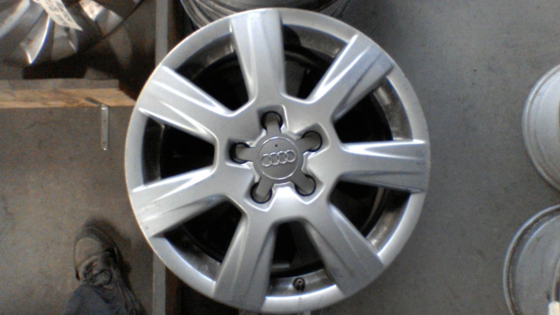 Jante AUDI A4 3 AVANT PHASE 1 BREAK  - 1