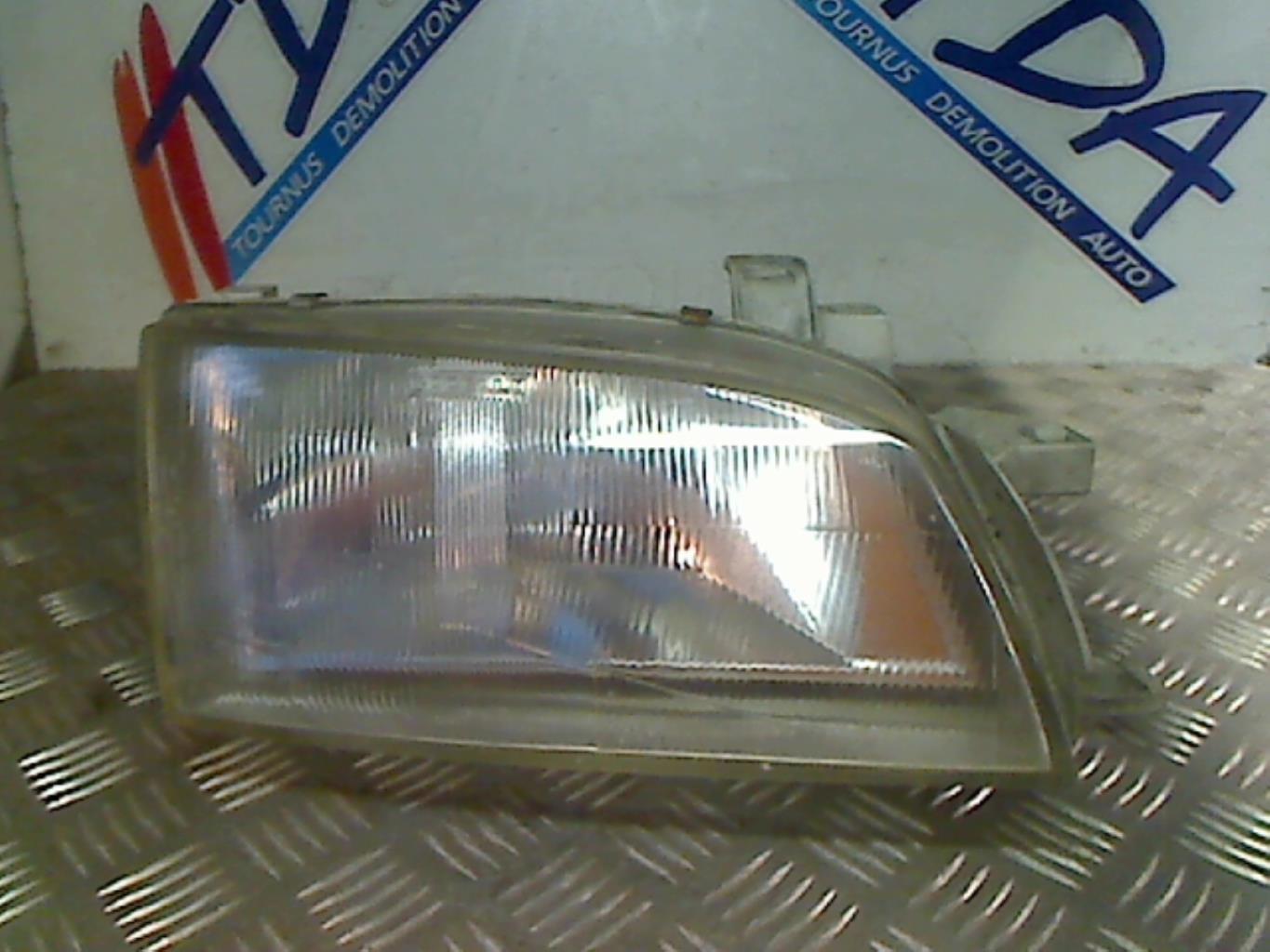 Gruppo ottico anteriore principale destro (luci)(faro) TOYOTA CARINA 3 Diésel - 1
