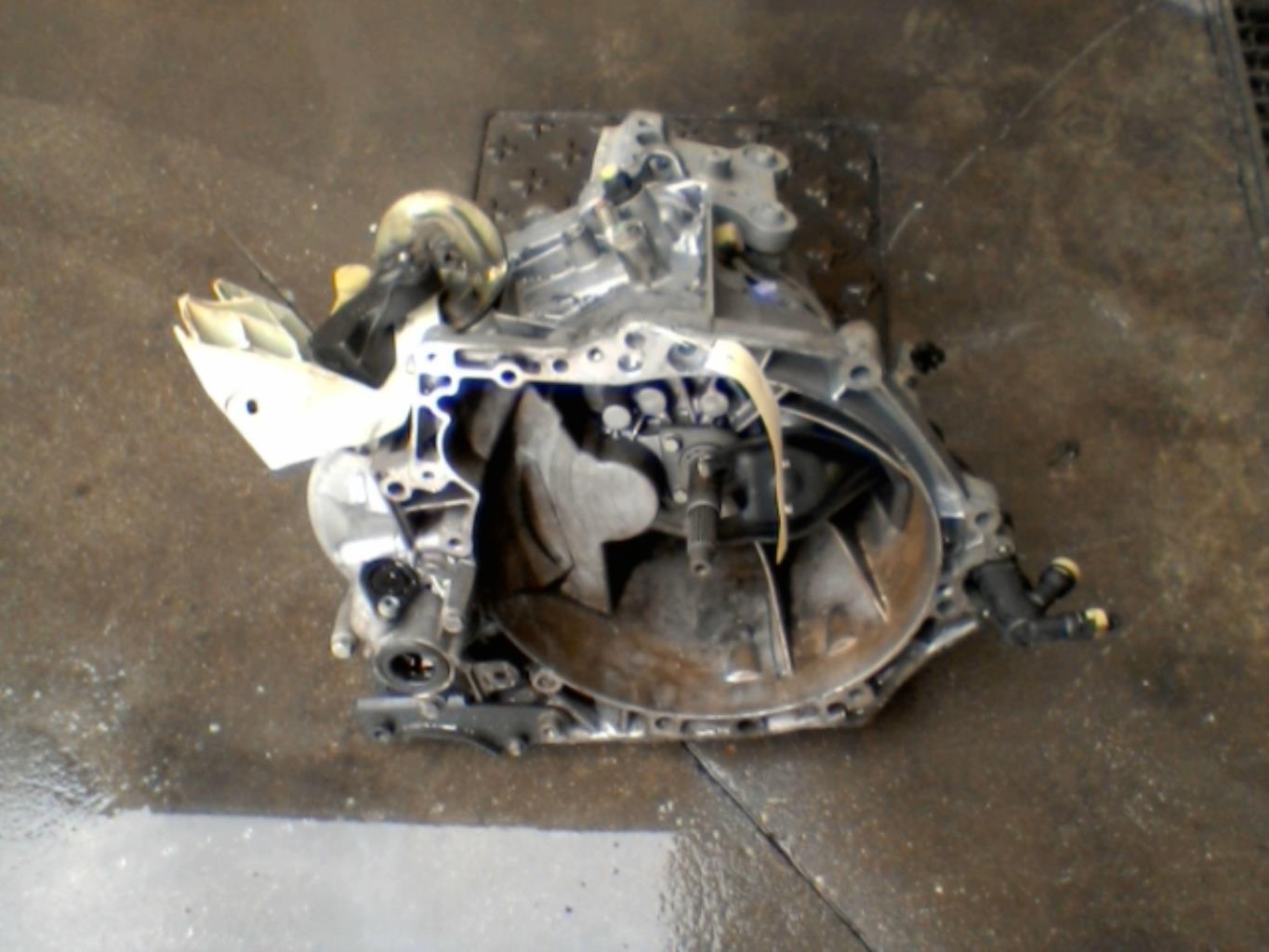 Boite de vitesses PEUGEOT 207 PHASE 1 Essence - 1