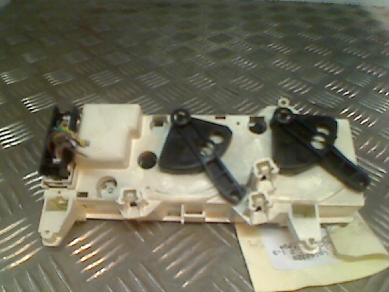 Commande chauffage RENAULT SCENIC 1 PHASE 2  - 1