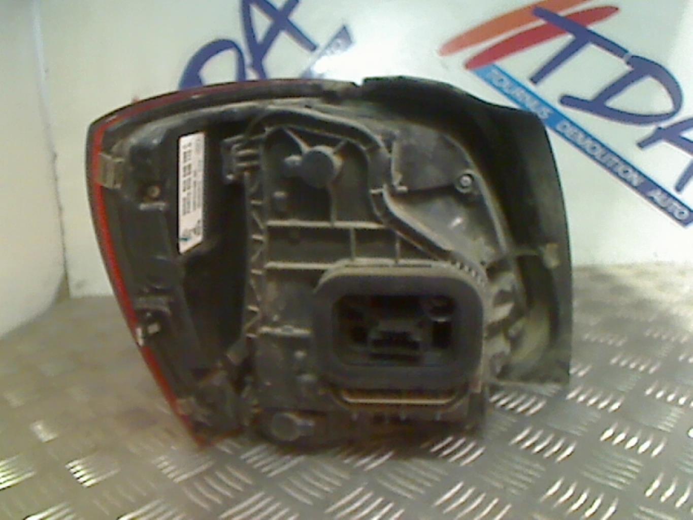 Fanale posteriore principale destro (luci) VOLKSWAGEN POLO 5 PHASE 2 Gasolina - 1