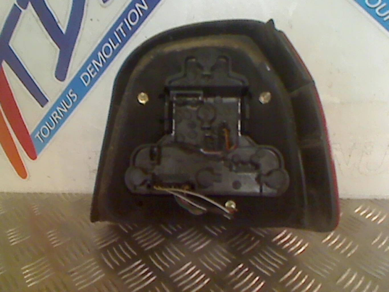 Fanale posteriore principale sinistro (luci) VOLKSWAGEN GOLF 3  - 1