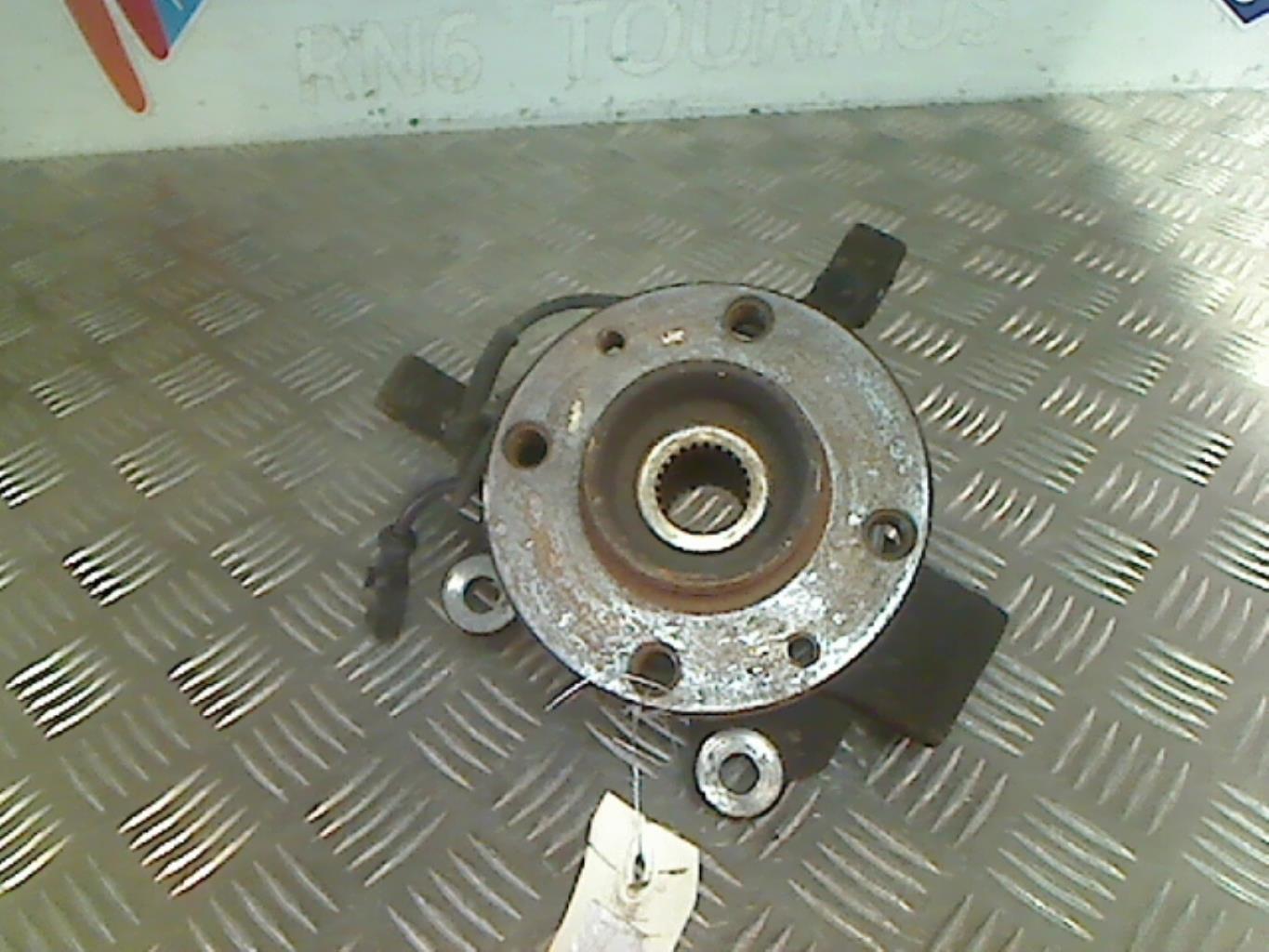 Fuso a snodo anteriore sinistro RENAULT CLIO 3 PHASE 1 Diésel - 1