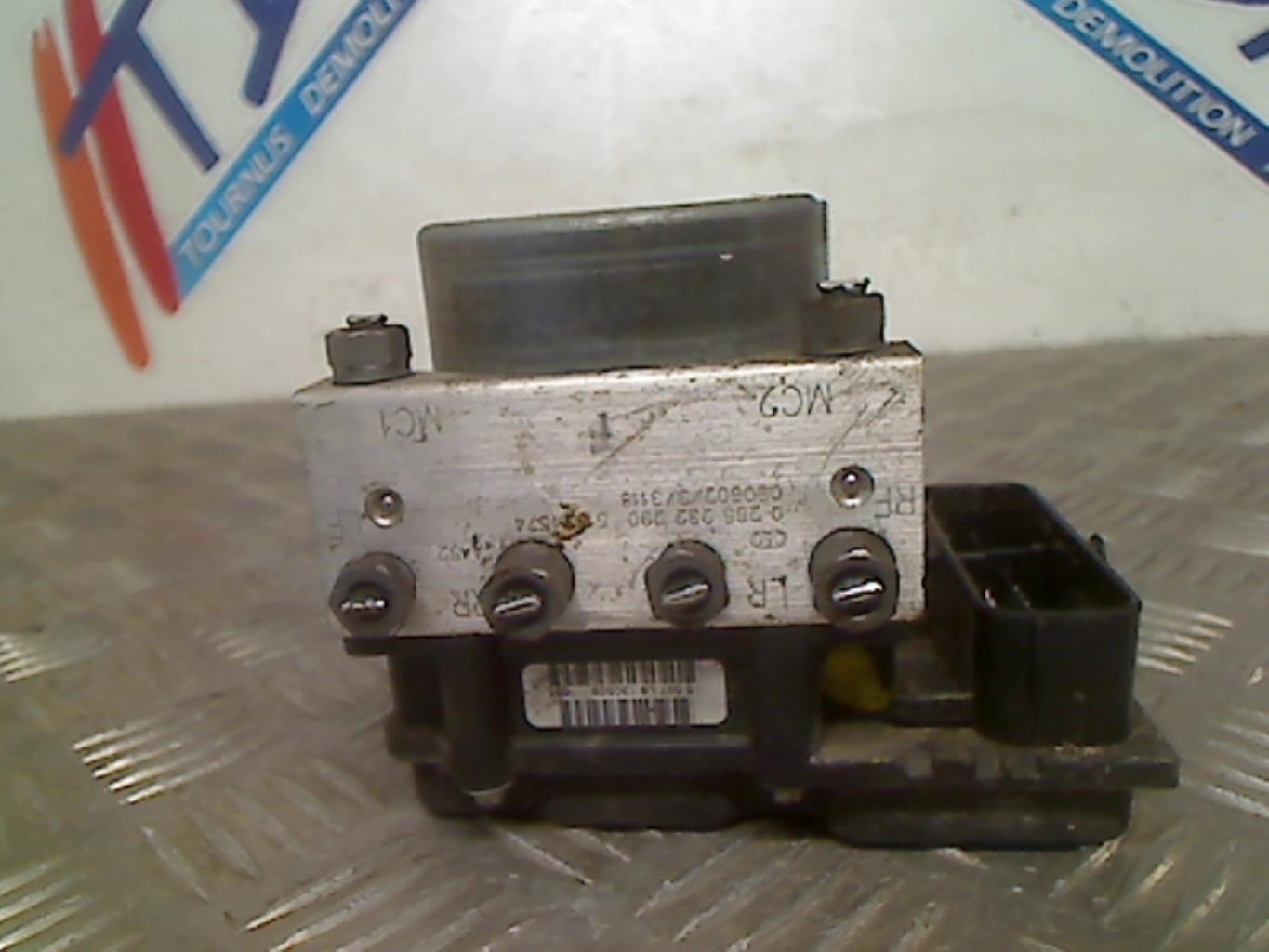 Blocco ABS (antibloccaggio freni) FIAT 500 2 PHASE 1 Gasolina - 1