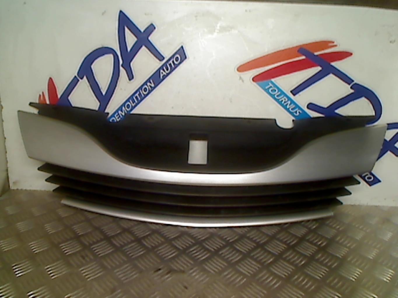Calandre RENAULT LAGUNA 2 PHASE 1  - 1