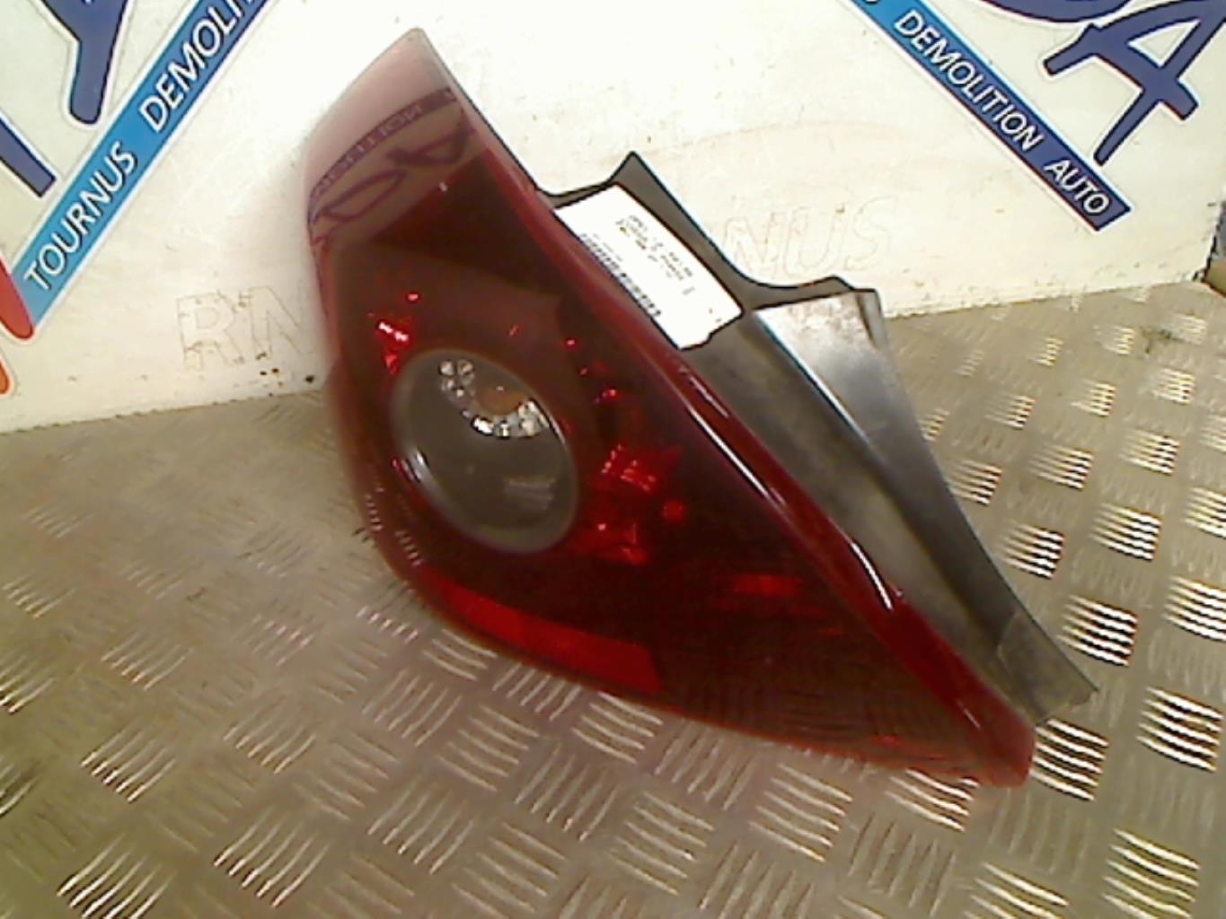 Fanale posteriore principale sinistro (luci) OPEL CORSA D PHASE 2 Gasolina - 1