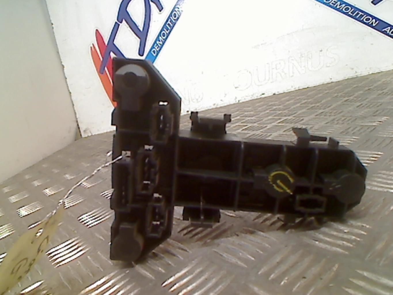 Base portalampade fanale posteriore sinistro VOLKSWAGEN GOLF 4 Gasolina - 1
