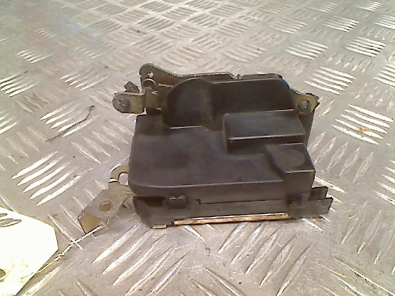 Serratura posteriore destra FIAT PUNTO 1 PHASE 1  - 1