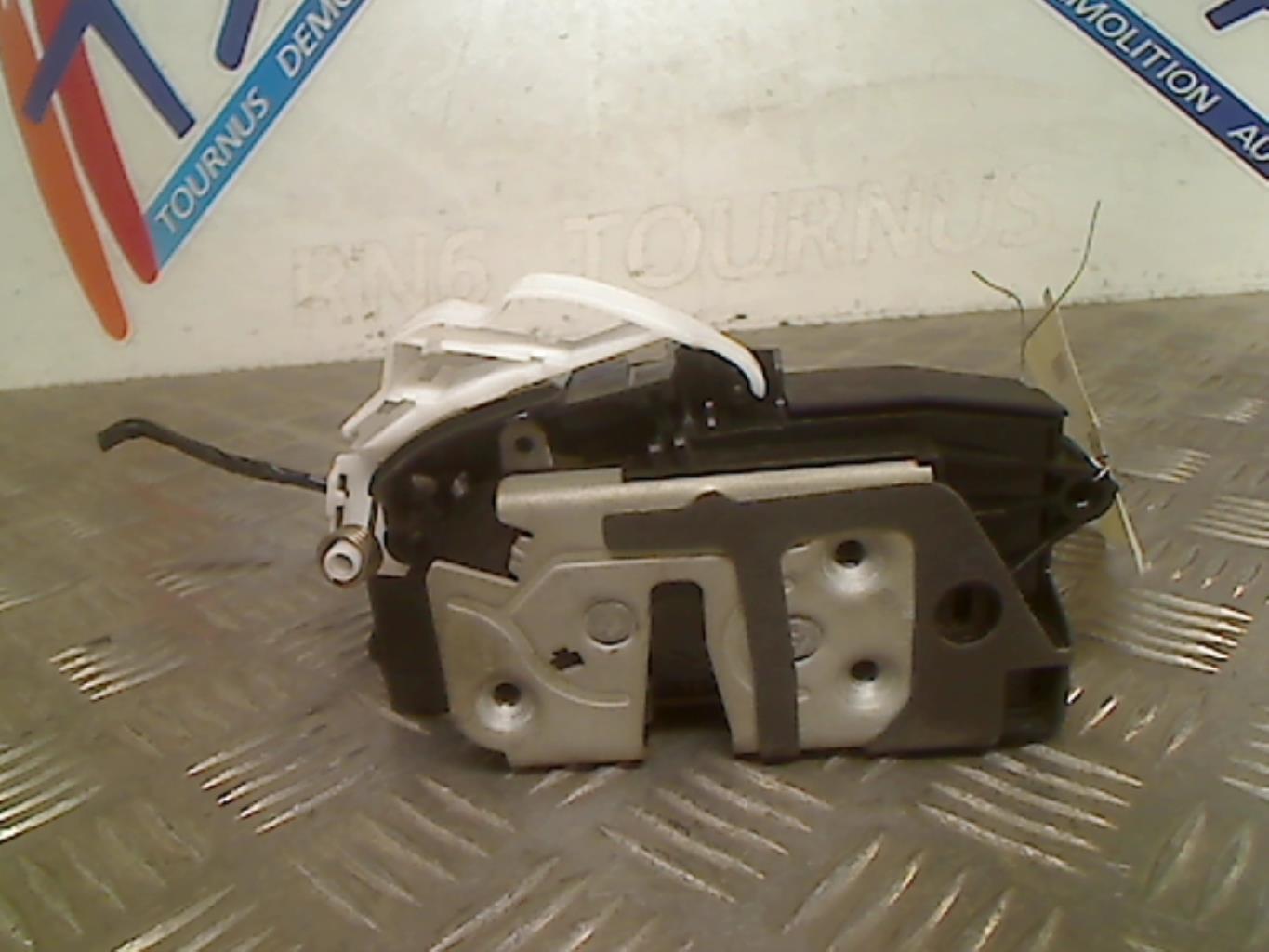 Serratura posteriore sinistra FORD FOCUS 3 PHASE 1 Diésel - 1
