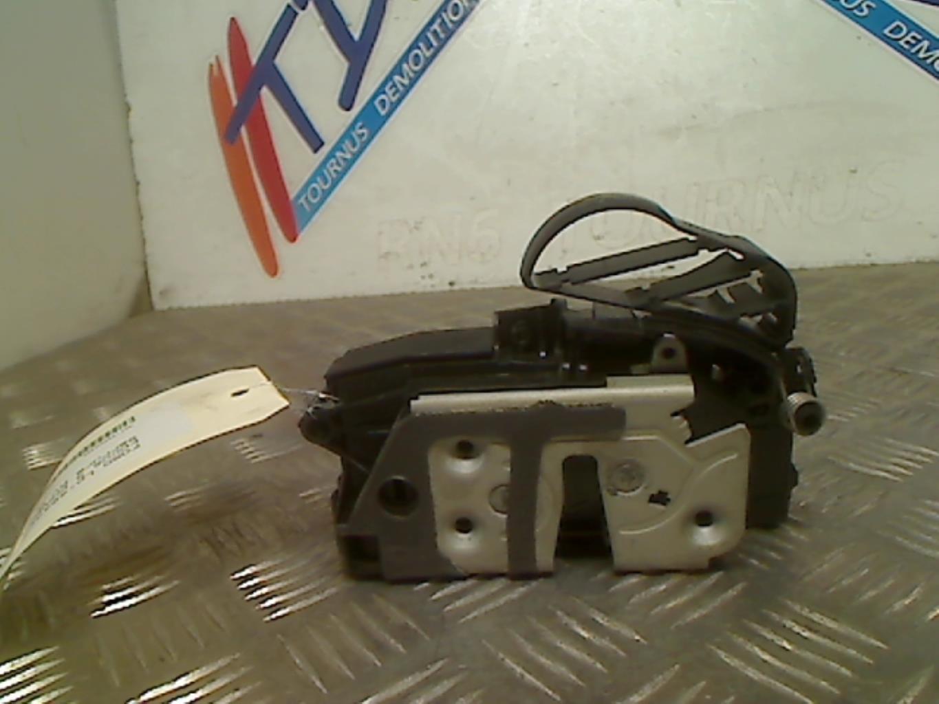 Serratura anteriore destra FORD FOCUS 3 PHASE 1 Diésel - 1