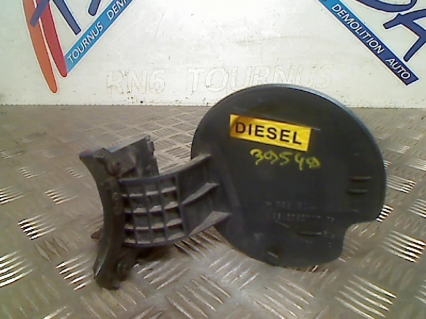 Sportello carburante PEUGEOT 307 PHASE 2 BREAK Diésel - 1