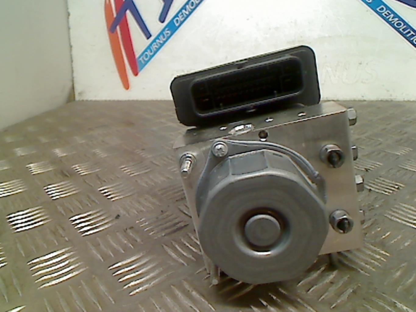 Blocco ABS (antibloccaggio freni) RENAULT CLIO 4 PHASE 2 Gasolina - 1