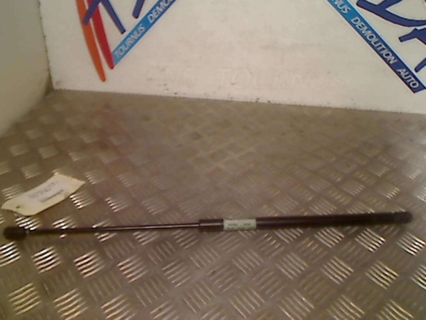 Verin de capot VOLKSWAGEN POLO 3 PHASE 1 Diesel - 1