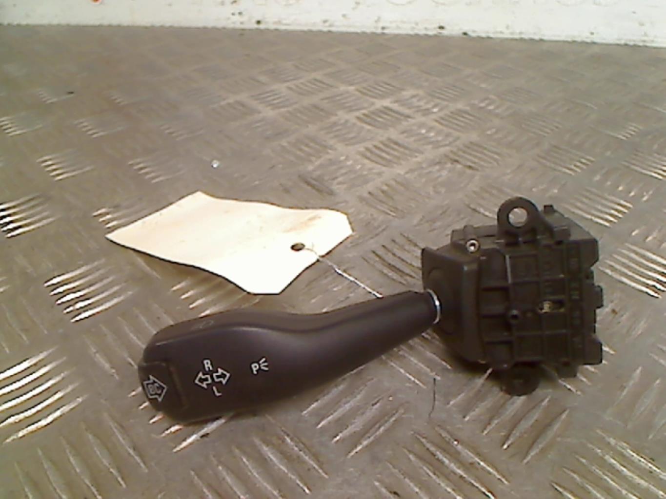 Commodo phare BMW X3 E83 PHASE 1  - 1