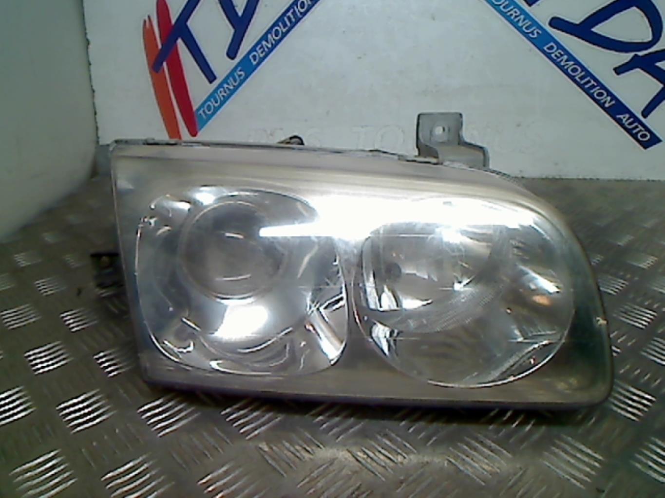 Gruppo ottico anteriore principale destro (luci)(faro) HYUNDAI TRAJET Gasolina - 1